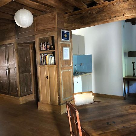 Les Chambres De La Basilique Neuvy-Saint-Sépulchre Eksteriør bilde