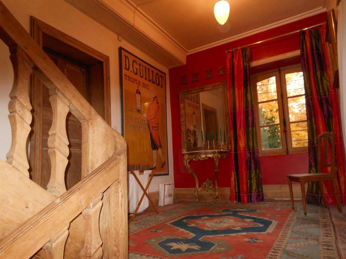 Les Chambres De La Basilique Neuvy-Saint-Sépulchre Eksteriør bilde