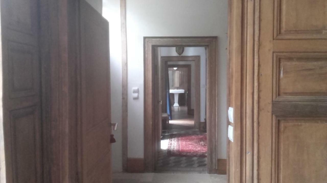 Les Chambres De La Basilique Neuvy-Saint-Sépulchre Eksteriør bilde